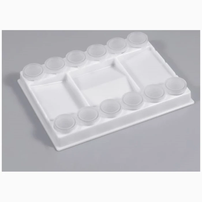 Plastic Palette - Image 1